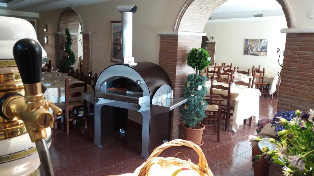 Agriturismo Sant' Isidoro Villa Anagni Luaran gambar